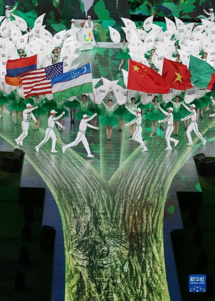 再次惊艳世界 米兰官方网助力成都大运会完美闭幕